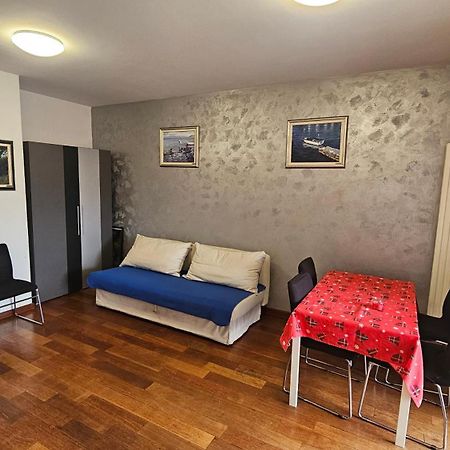 Апартаменты Apartman In Club Загреб Экстерьер фото